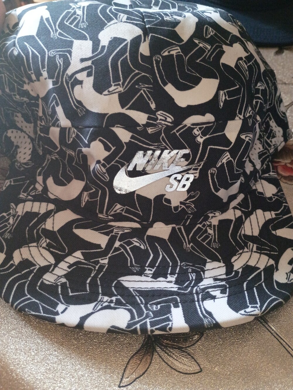 Nike SB BREAKDANCING Black & White Patterned Hat